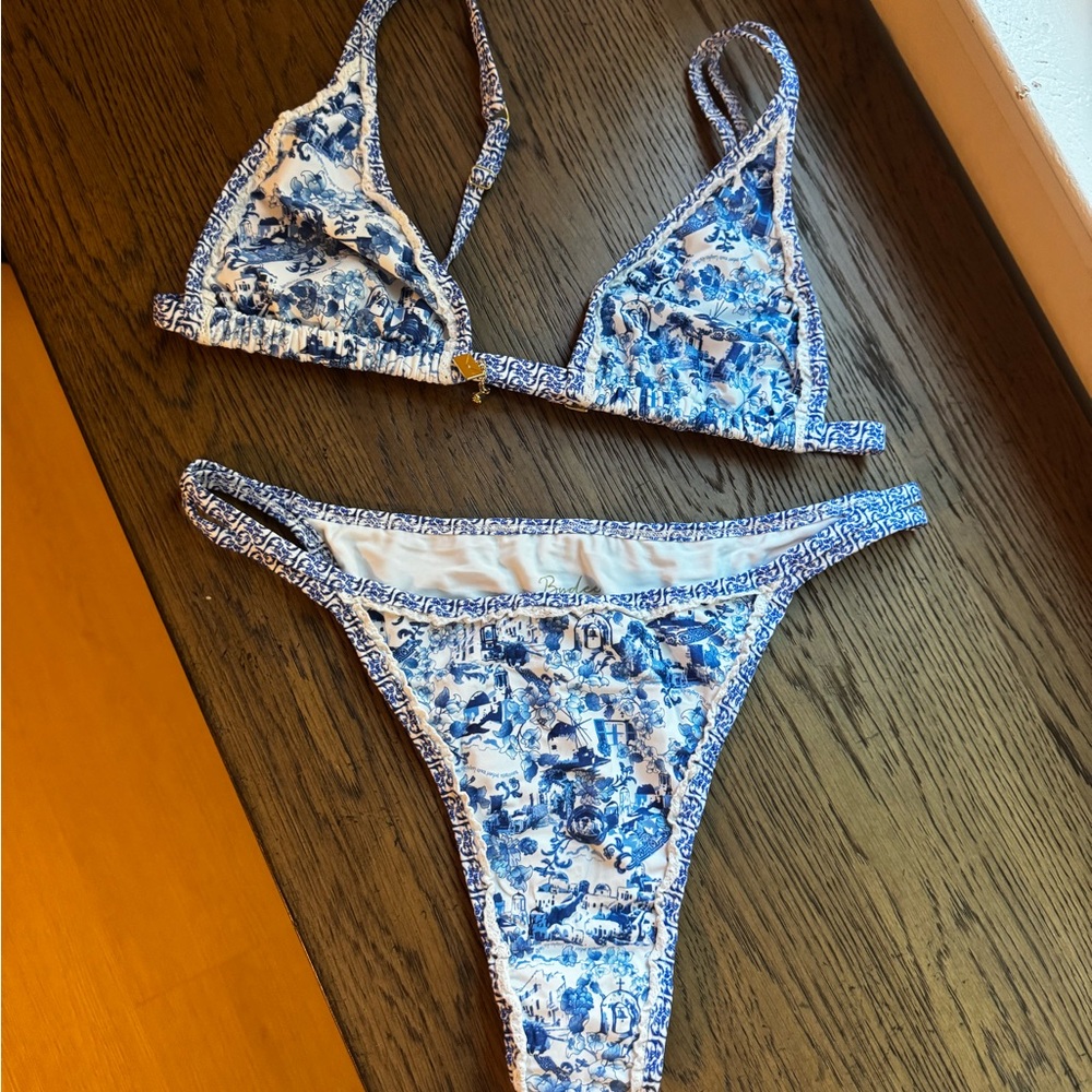 NWT Bydee Blue and White Patterned Bikini Alythia Set